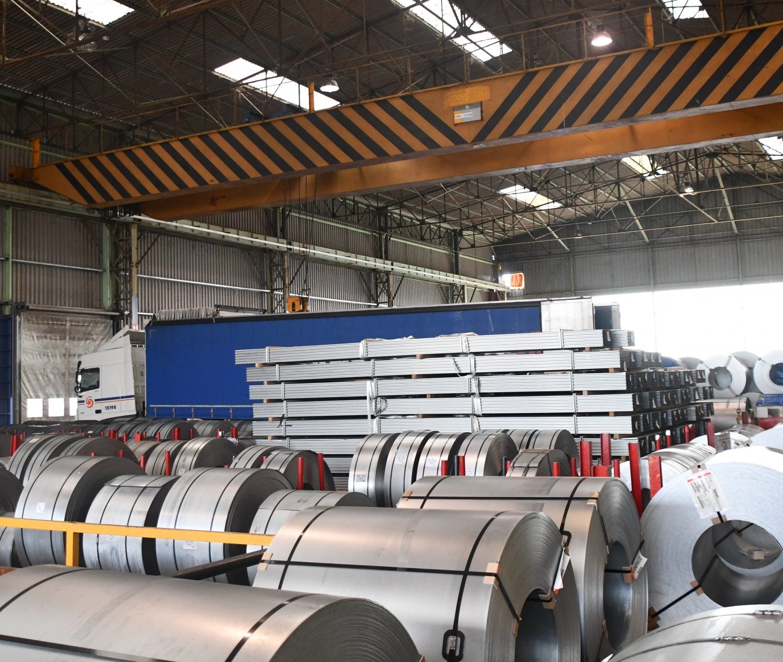 PHOTO1 CONVERTIMAGE 1600X1353 | Profil du Futur Profil du Futur, Ihr Spezialist für Stahlunterkonstruktionen für den Hallenbau und Konstruktion von Tragwerken für Solarparks Wintzenheim